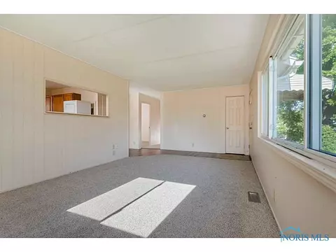 4407 Thackeray, Maumee, OH 43537 photo 4