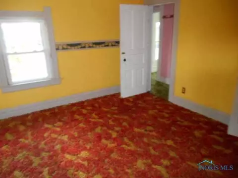29010 E Broadway St, Walbridge, OH 43465 photo 7