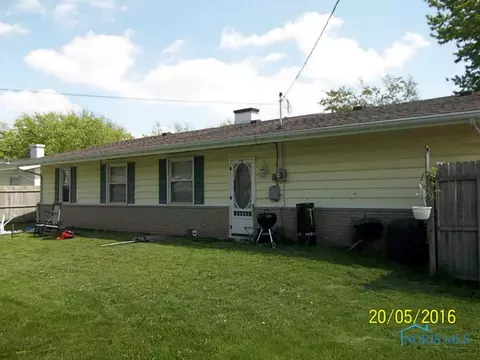 201 Warner St, Walbridge, OH 43465 photo 7