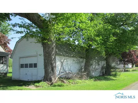 8159 Main St, Neapolis, OH 43547 photo 3