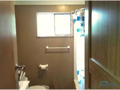 237 W Main, Delta, OH 43515 photo 6