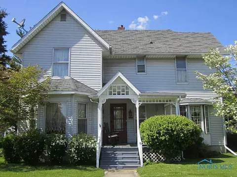 207 E Main St, Fayette, OH 43521 photo 3