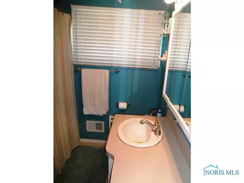 2631 Claredale Rd, Toledo, OH 43613 photo 14