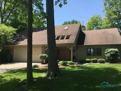 227 Illinois Dr, Bryan, OH 43506 photo 1