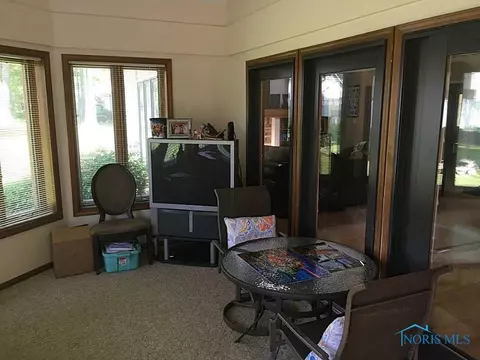227 Illinois Dr, Bryan, OH 43506 photo 12