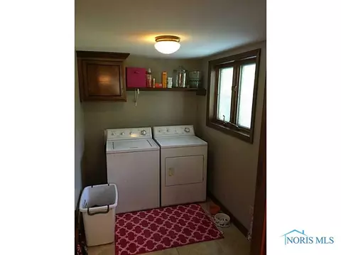 227 Illinois Dr, Bryan, OH 43506 photo 17