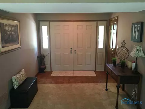 227 Illinois Dr, Bryan, OH 43506 photo 5