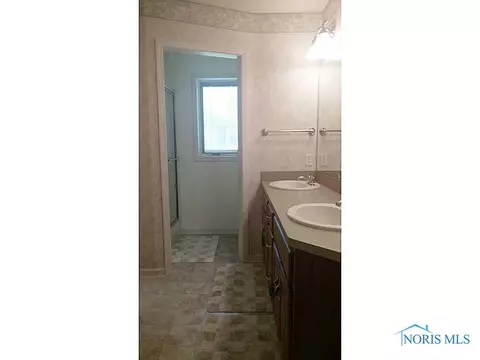 1202 Cobblestone Rd, Bryan, OH 43506 photo 14