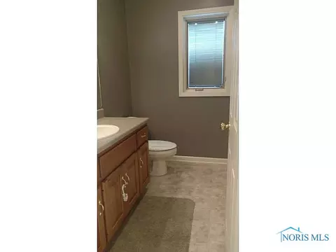 1202 Cobblestone Rd, Bryan, OH 43506 photo 17