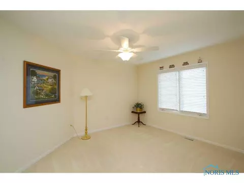 8958 Cedar Bend Rd, Sylvania, OH 43560 photo 11