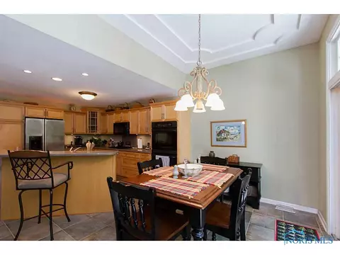8958 Cedar Bend Rd, Sylvania, OH 43560 photo 9