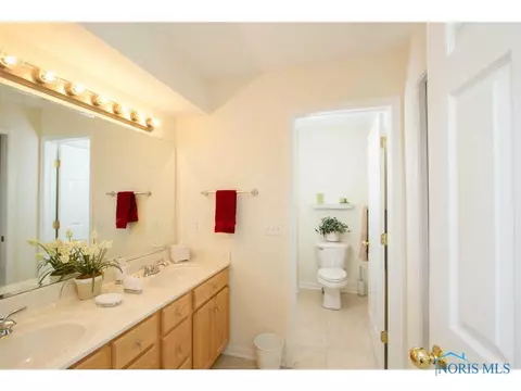 8958 Cedar Bend Rd, Sylvania, OH 43560 photo 14