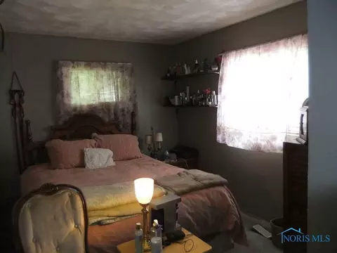 420 Independence Rd, Toledo, OH 43607 photo 11