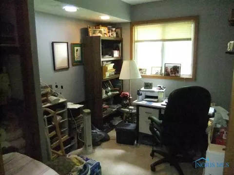 420 Independence Rd, Toledo, OH 43607 photo 12