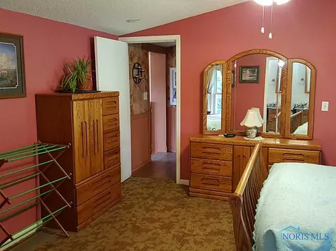4464 Defiance Pike, Wayne, OH 43466 photo 10