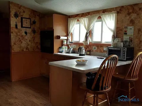 4464 Defiance Pike, Wayne, OH 43466 photo 8