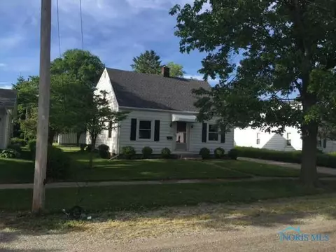 204 Franklin, Edon, OH 43518 photo 2