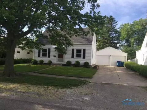 204 Franklin, Edon, OH 43518 photo 1
