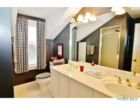 4170 Corey Rd, Toledo, OH 43623 photo 4