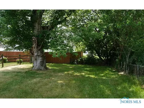 929 Searles, Toledo, OH 43607 photo 3