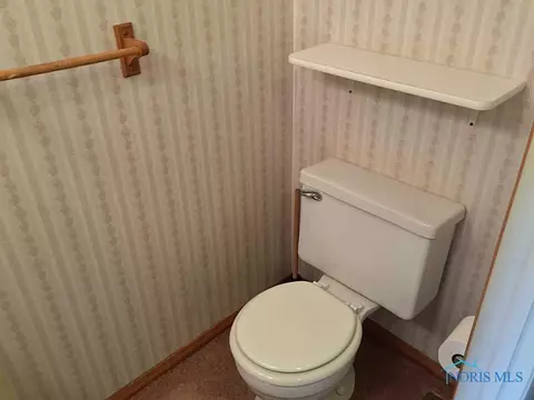 357 Wrexham Ln #102, Maumee, OH 43537 photo 15