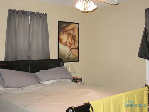 426 E Butler St, Bryan, OH 43506 photo 6