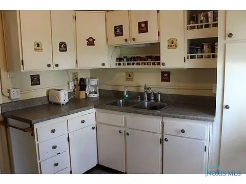 519 S Beech St, Bryan, OH 43506 photo 5