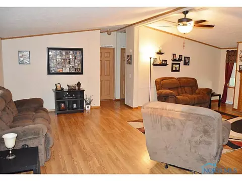 338 Danforth, Defiance, OH 43512 photo 4