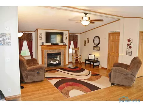 338 Danforth, Defiance, OH 43512 photo 2