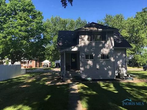 120 Vine St, Bryan, OH 43506 photo 3