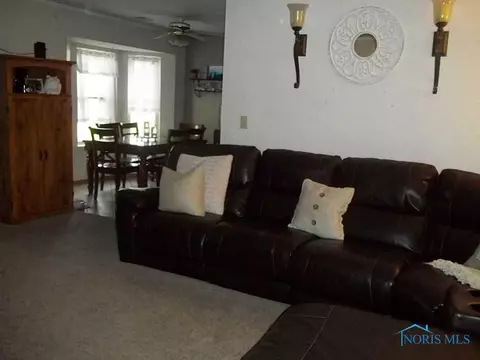 1618 Colonial Ln, Bryan, OH 43506 photo 14