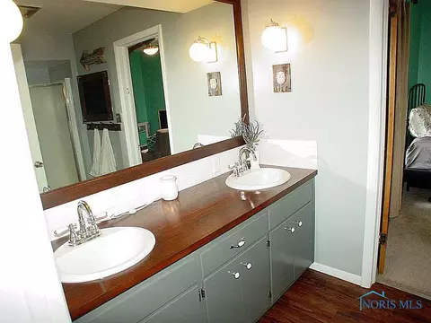 206 E Main St, Metamora, OH 43540 photo 19