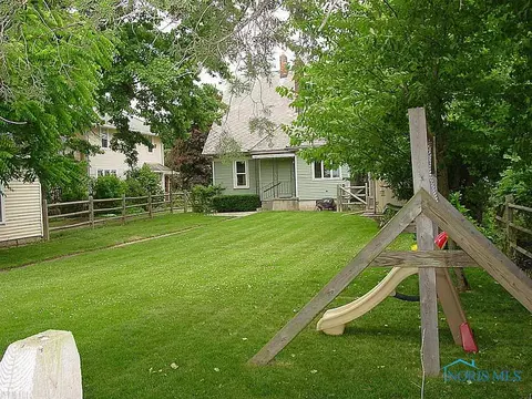 206 E Main St, Metamora, OH 43540 photo 4