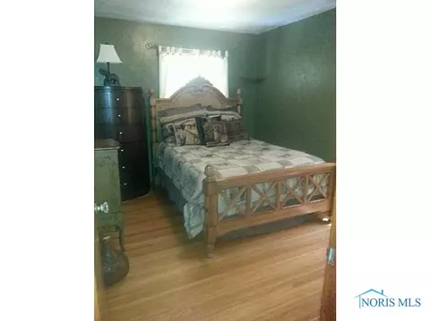 335 Kopernik Ave, Toledo, OH 43607 photo 4