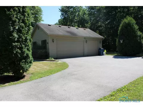 4106 Eber Rd, Monclova, OH 43542 photo 4