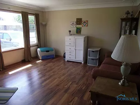 315 Enos, Oregon, OH 43616 photo 13