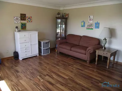 315 Enos, Oregon, OH 43616 photo 14
