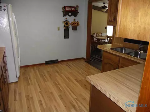 315 Enos, Oregon, OH 43616 photo 20