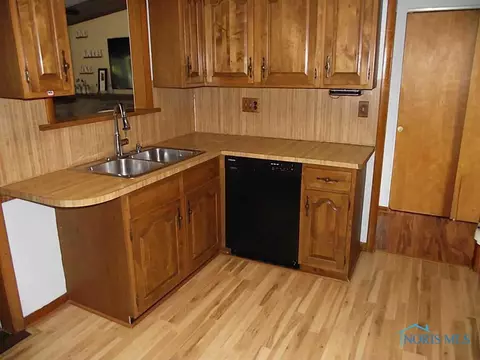 315 Enos, Oregon, OH 43616 photo 18