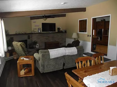 315 Enos, Oregon, OH 43616 photo 4