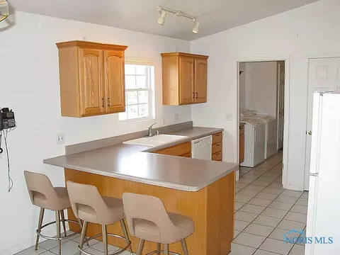 113 Leigh Rd, West Unity, OH 43570 photo 2