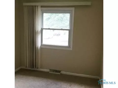 1820 E Benwick Rd, Toledo, OH 43613 photo 11