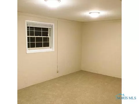 1820 E Benwick Rd, Toledo, OH 43613 photo 12