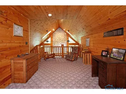 4030 S Eber Rd, Monclova, OH 43542 photo 13