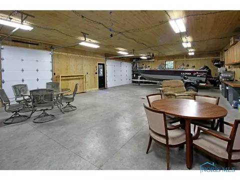 4030 S Eber Rd, Monclova, OH 43542 photo 6