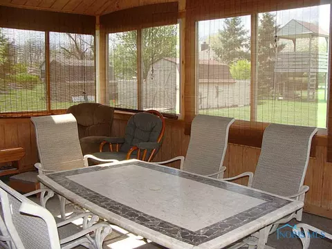 207 Brown Dr, Bryan, OH 43506 photo 7
