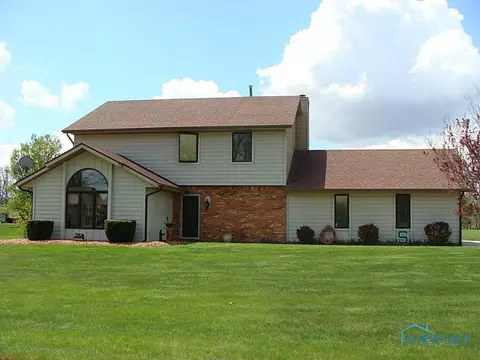 207 Brown Dr, Bryan, OH 43506 photo 1