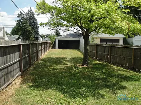 352 Burbank Dr, Toledo, OH 43607 photo 13