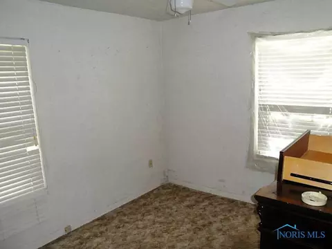 352 Burbank Dr, Toledo, OH 43607 photo 7