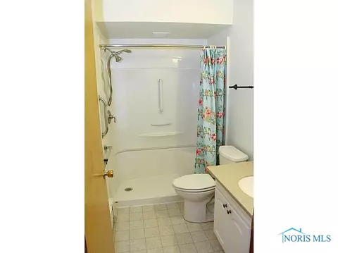 3443 Mapleview Dr, Toledo, OH 43623 photo 16